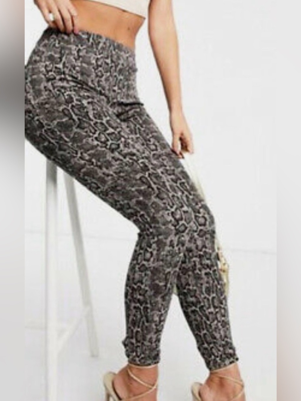 New! NWT SPANX Gray Snake-Print Ankle Ponte Pants